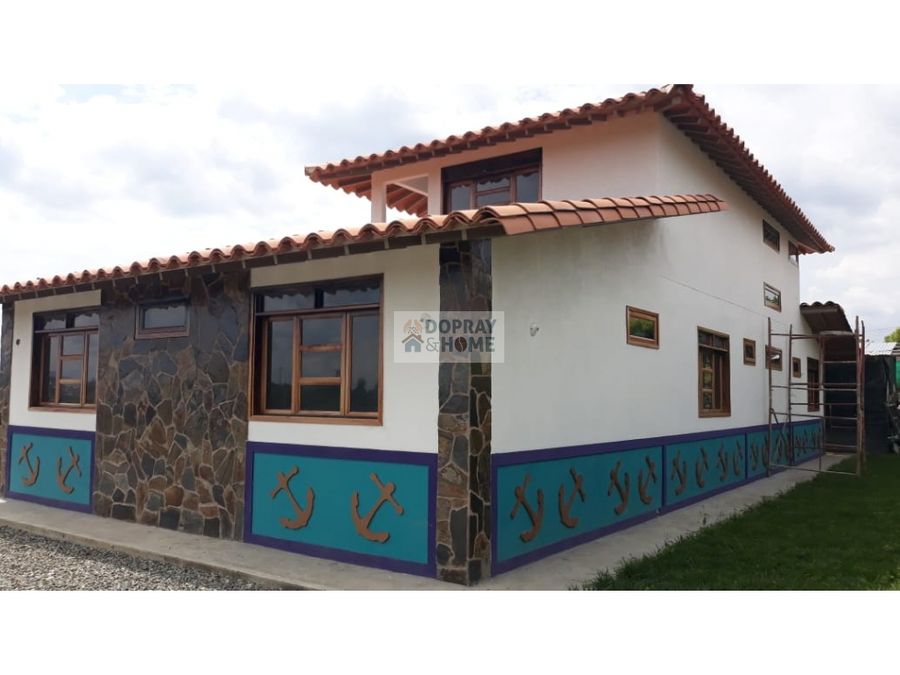 se vende hermosa casa en condominio campestre montenegro