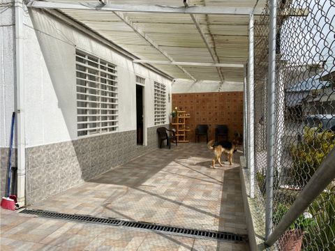 se vende hermosa casa en circasia