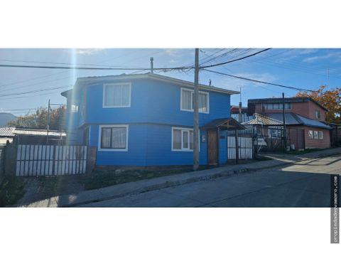 casa 120 mt2 de dos pisos y departamento 60 mt2 en coyhaique