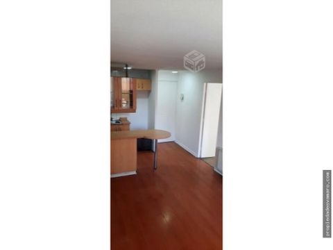 se vende departamento cerca metro u de chile en santiago centro