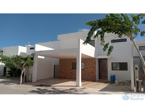 venta casa con piscina 3 habitaciones privada conkal