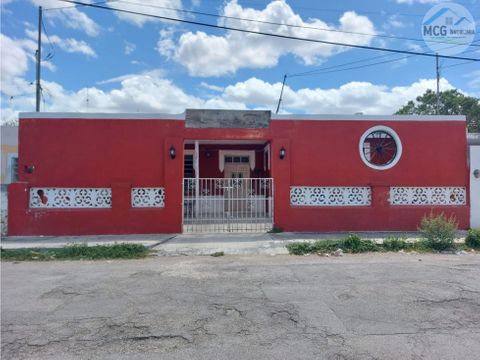 casa en venta de 3 recamaras con terreno al centro de merida yucatan