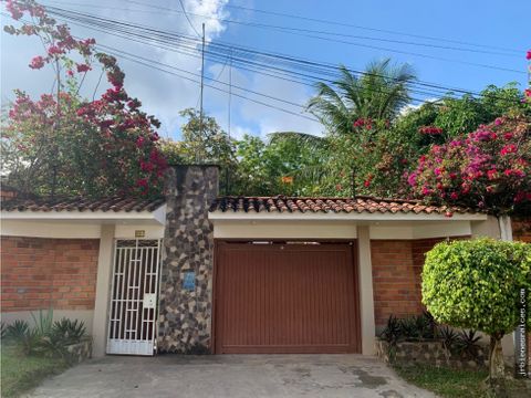 casa lujosa en venta en la ciudad de tarapoto