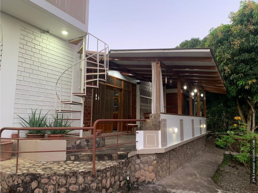 casa lujosa en venta en la ciudad de tarapoto