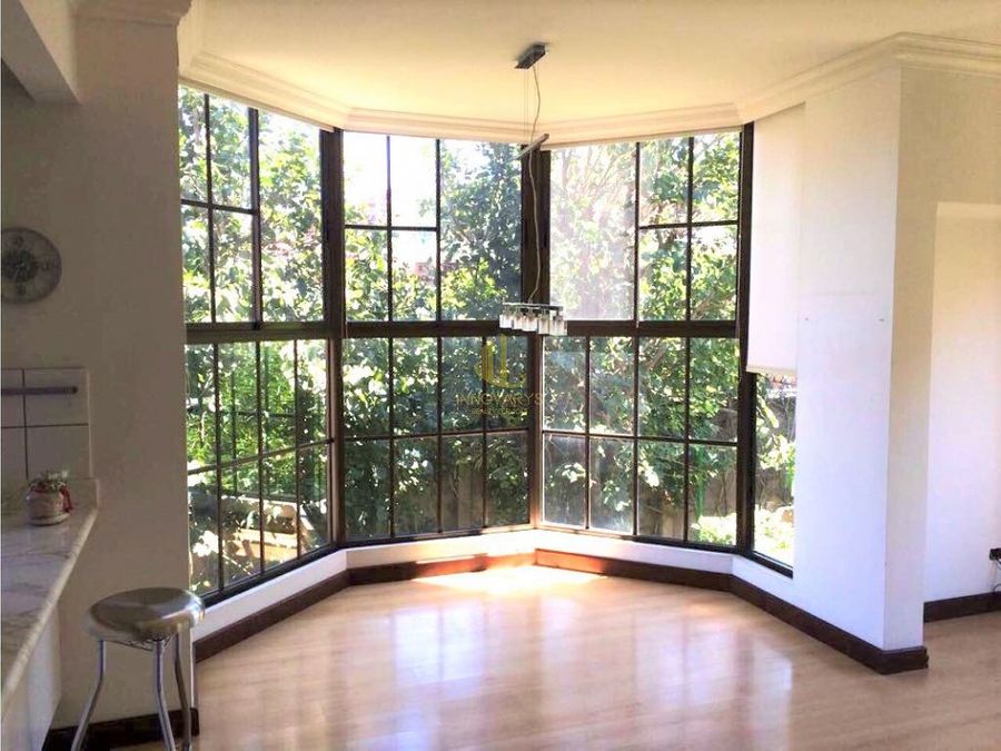 moderno apartamento en condominio a la venta brasil de mora