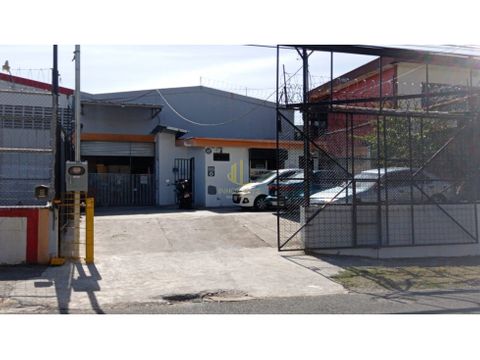 alquiler de bodega de 692 m2 en san jose por la yamber