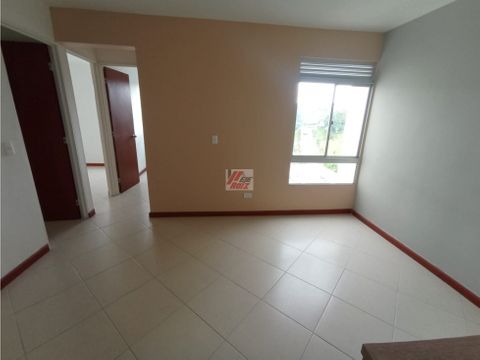 se vende apartamento sector altos de granada