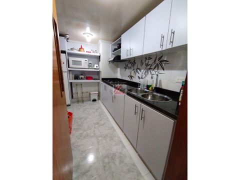 se vende apartamento de 98 m2 en el sector palermo