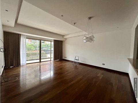 alquiler apartamento 2 habitaciones con balcon zona 14
