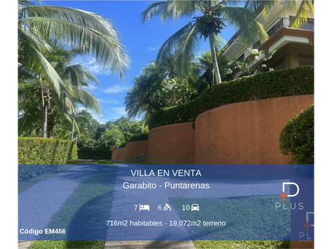 villa con tres casas y piscina en venta garabito puntarenas em456