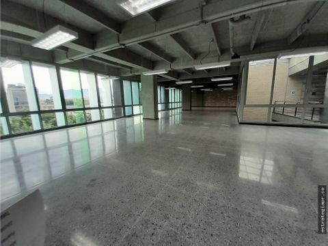 arriendo de oficina en guayabal medellin