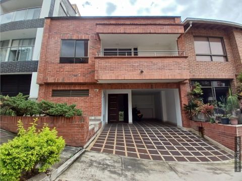 arriendo o venta de casa en sabaneta