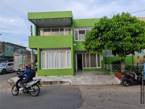 se arrienda hermosa casa en el barrio granada