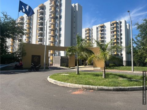 se arrienda comodo apartamento en senderos de guayacan