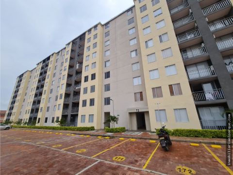 se vende o arrienda apartamento amoblado en aqualina sun