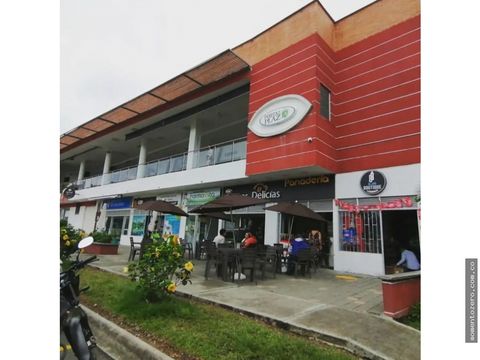 venta amplios locales sector galicia pereira