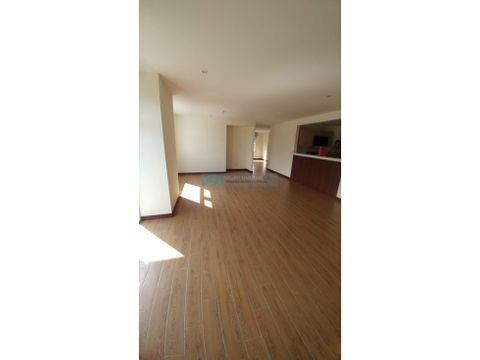 alquilo zona 15 apartamento de 2 dormitorios y sala familia