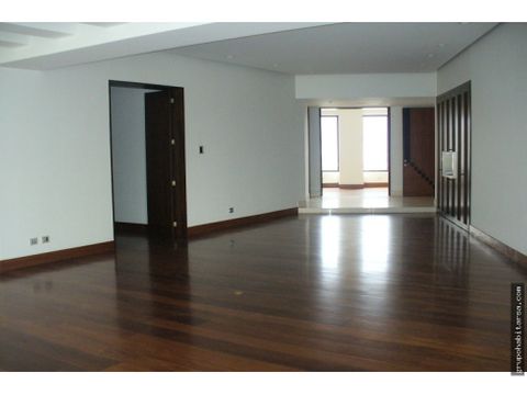 vendo penthouse zona 10 edificio casa margarita