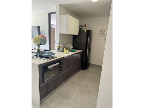 vive en ciudad del rio medellin apartaestudio excelente vista