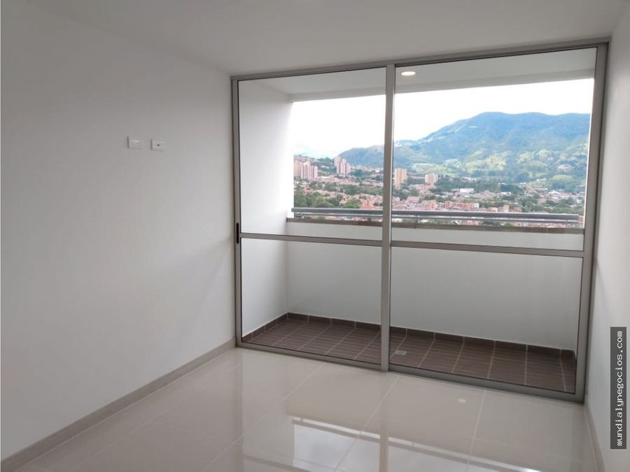 en venta hermoso apartamento en itagui sector suramerica cs