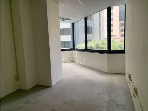 oficina de 86 m2 en edificio murano center zona 10