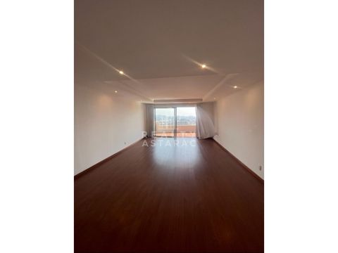 apartamento en edificio botticelli zona 15