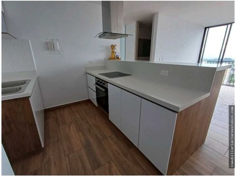 se vende apartamento en el barrio laureles