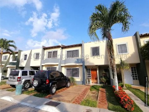 maritza lucena 04245105659 vende casa en cabudare mls 23 17967