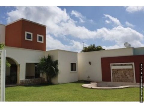 hermosa casa en venta las fincas