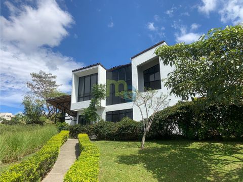 venta de casa en condominio en barreal de heredia