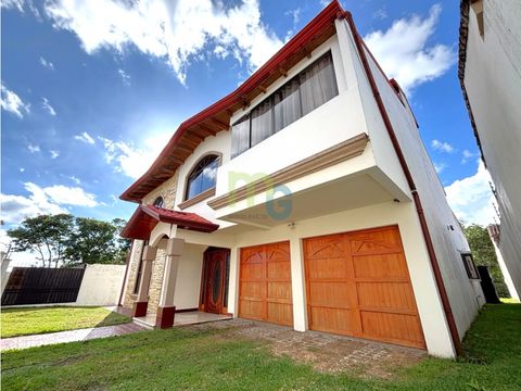 venta de casa en altamonte jardin jacuzzi y sauna i terreno 653 m2