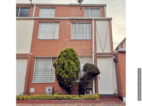 bolivia casa venta 3 pisos parqueadero propio conjunto residenc