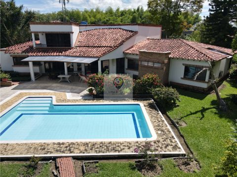 venta hermosa casa campestre en cerritos pereira