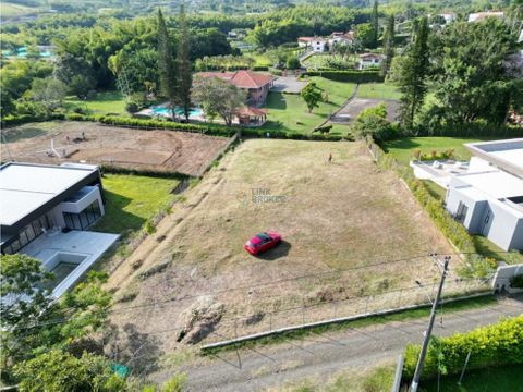 en venta lote en el sector mas exclusivo de cerritos pereira