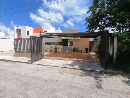 Excelente casa en venta de 3 habitaciones en el norte de Mérida