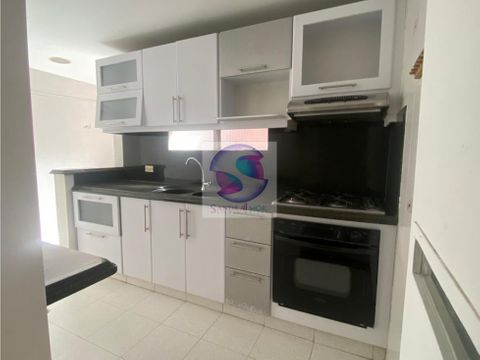 vendo amplio apartamento 3 habitaciones sobre la milla de oro