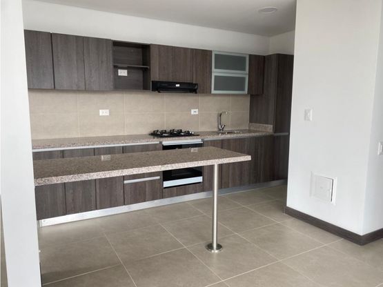 ARRIENDO APTO 3 HABITACIONES MILLA DE ORO - AV GUAVINAL 