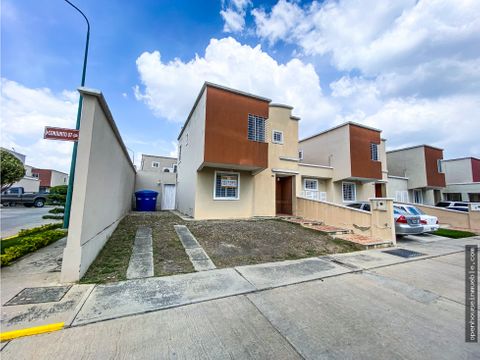 casa urb ciudad roca res zafiro