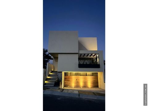 casa en venta en privada agave zibata queretaro