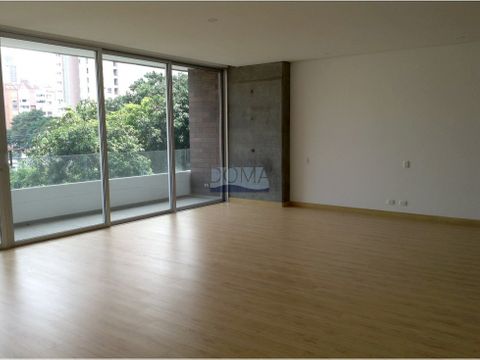 se vende apartamento en loma los parra el poblado