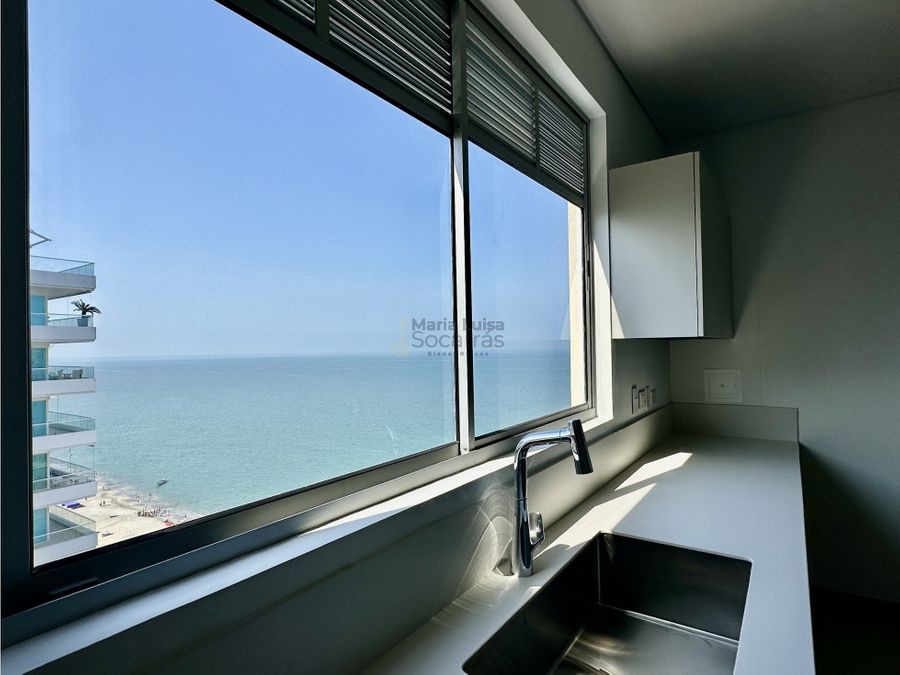 se vende apartamento frente al mar bello horizonte