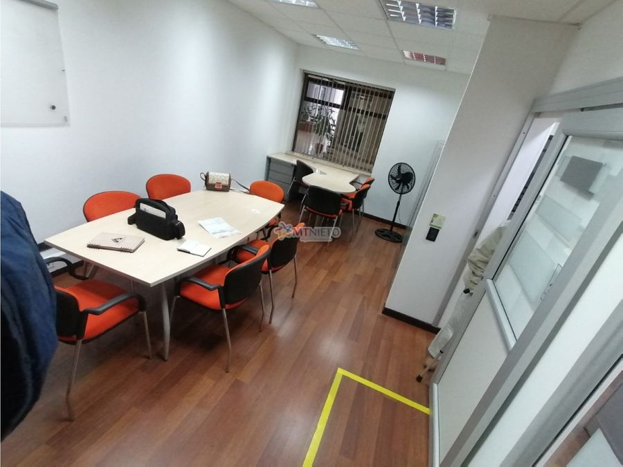 arrendamiento oficina 150 m2 para empresa centro