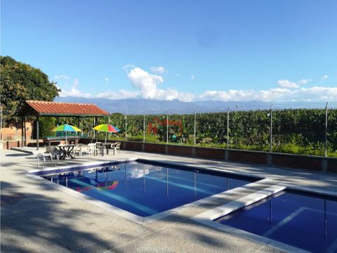 alquiler finca hotel pueblo tapao