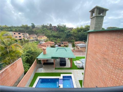 se vende casa 700m2 4hs5bs8p en alto de los guayabitos