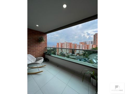 apartamento en venta de 3 alcobas envigado loma los mesa