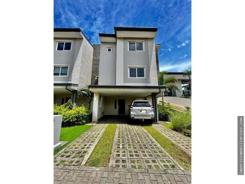 venta de casa en condiminio rio palma guachipelin escazu