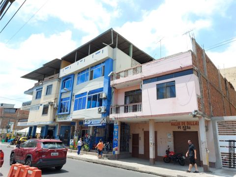 avenida 24 de mayocentro de manta vendo edificio con locales