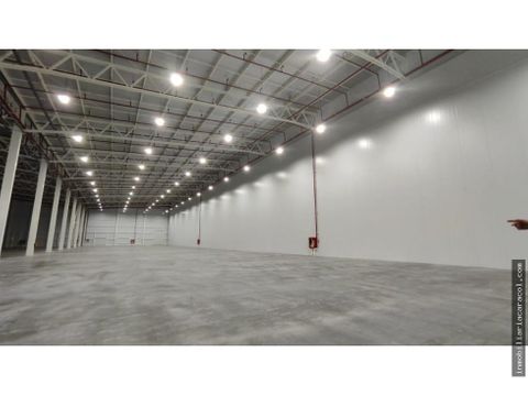 via a daule en parque logistico bodega en alquiler 8092 m2