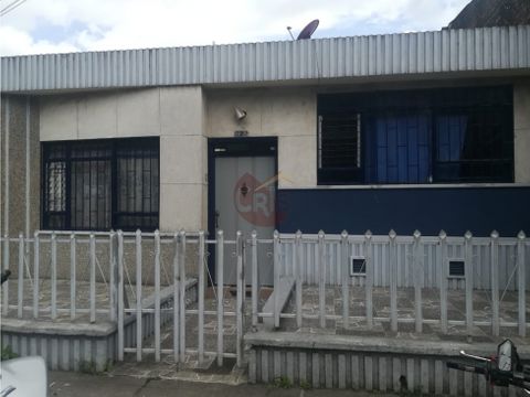 vendo casa grande en barrio versalles calarca quindio