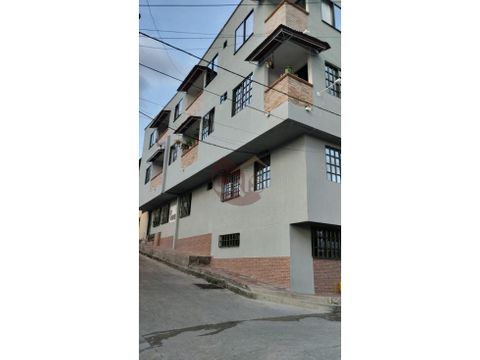 vendo edificio esquinero con 10 aptos independientes calarca q